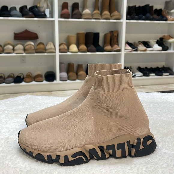 Balenciaga Speed Graffiti Sneakers - Picture 2 of 9